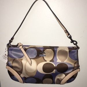 NWT Coach Ashley Large Satin Wristet